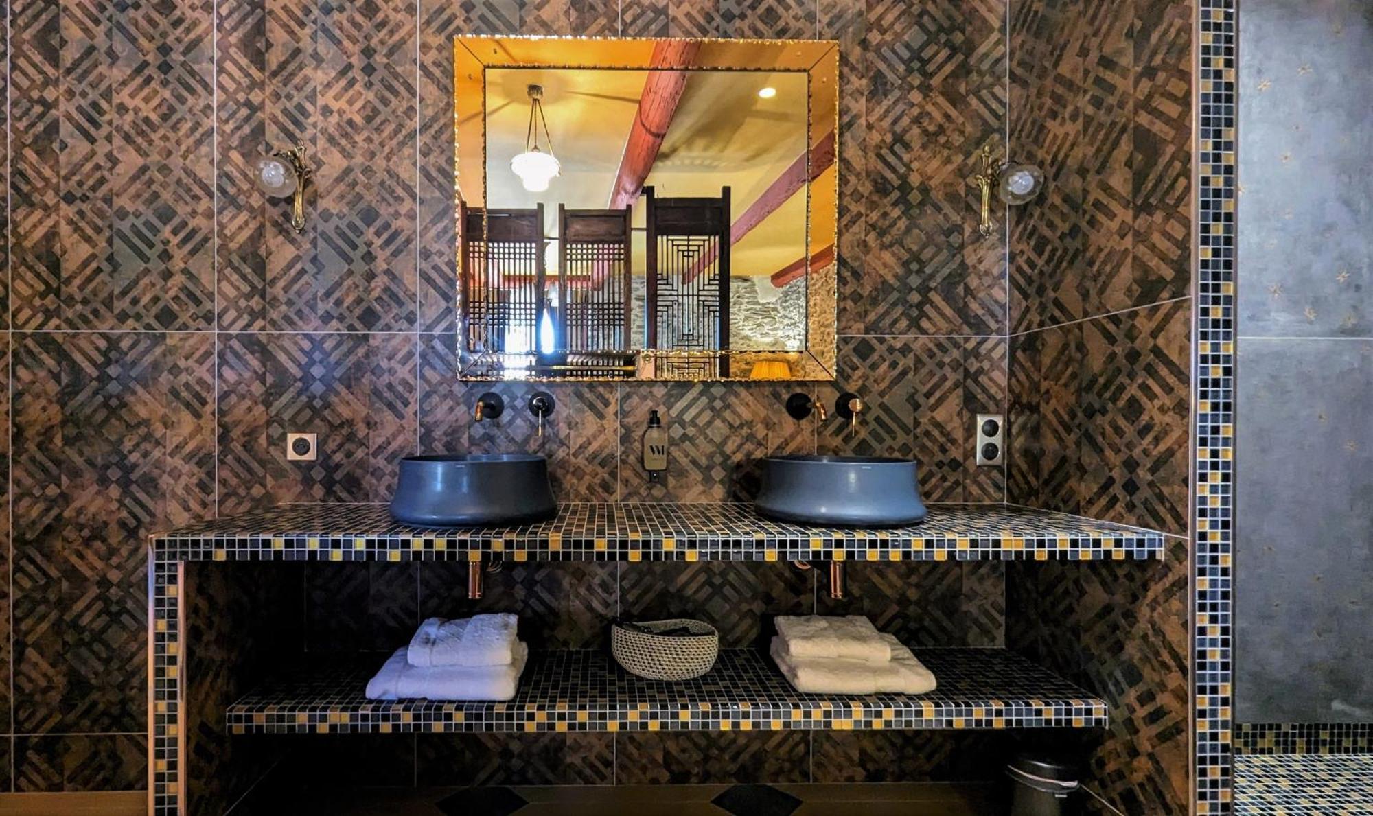 La Galante Hotel Faugeres  Bagian luar foto